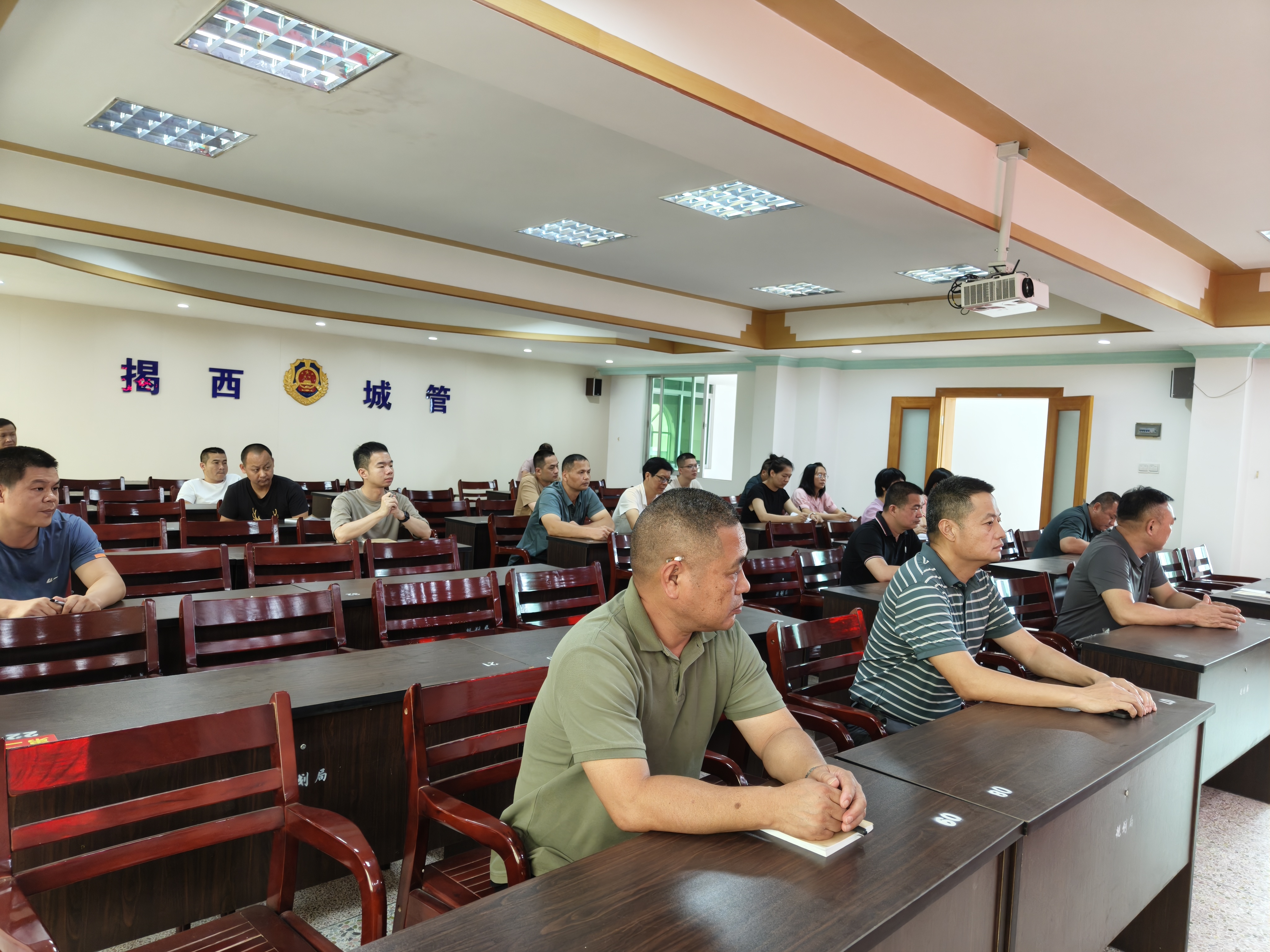 党员大会 (2).jpg
