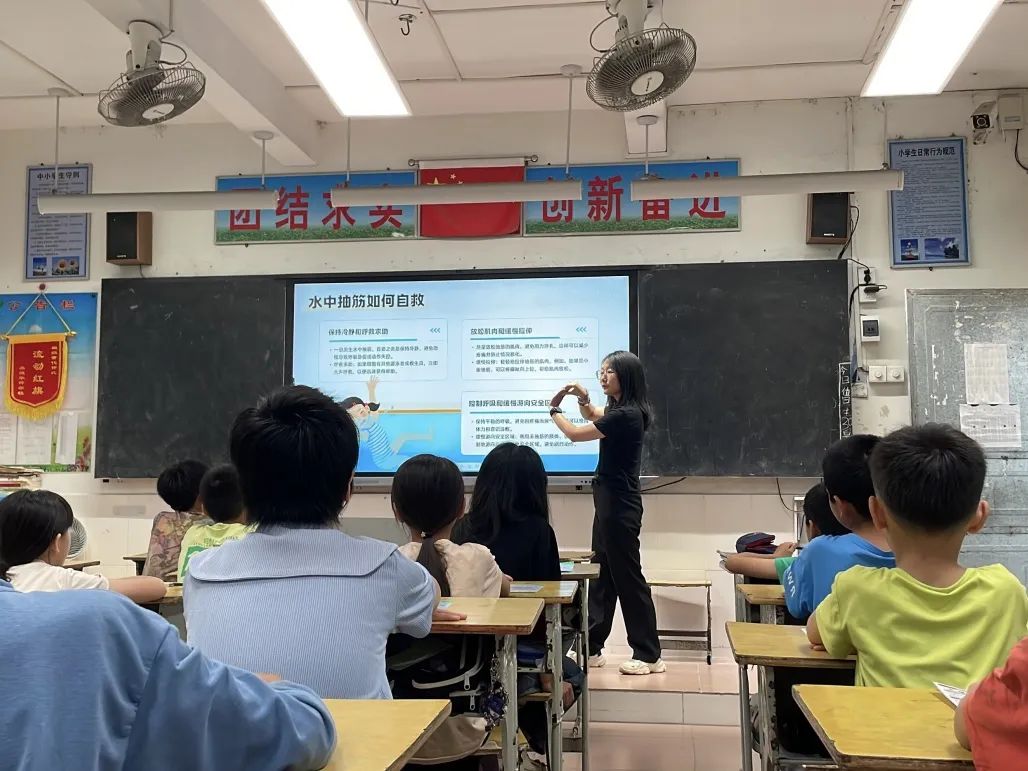 动作演示.jpg